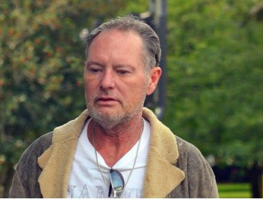 Ο Πολ Γκασκόιν πάλεψε με διαρρήκτες για να σώσει τον γείτονα του!